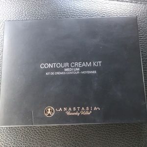 Medium-Anastasia Beverly Hills Contour Cream Kit